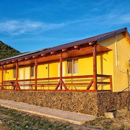 Cabana Varad Coronini Moldova Veche Εξωτερικό φωτογραφία