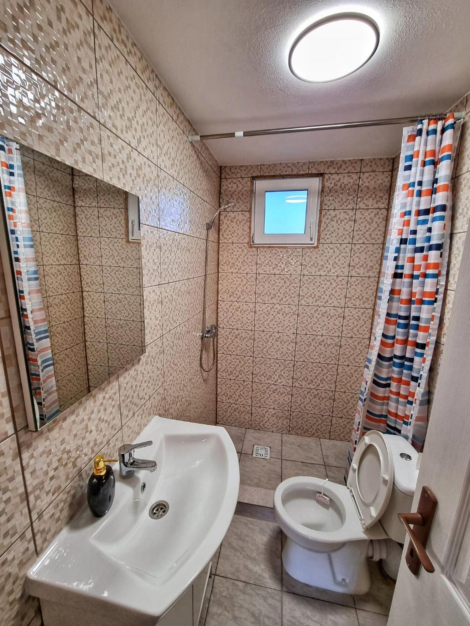 Cabana Varad Coronini Moldova Veche Εξωτερικό φωτογραφία