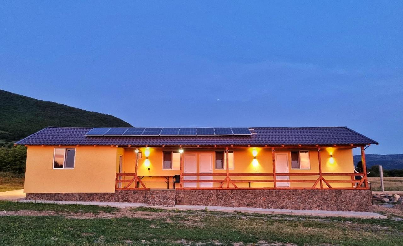 Cabana Varad Coronini Moldova Veche Εξωτερικό φωτογραφία