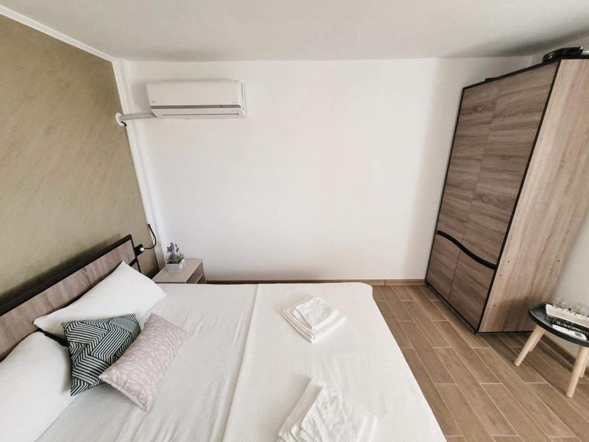 Cabana Varad Coronini Moldova Veche Εξωτερικό φωτογραφία
