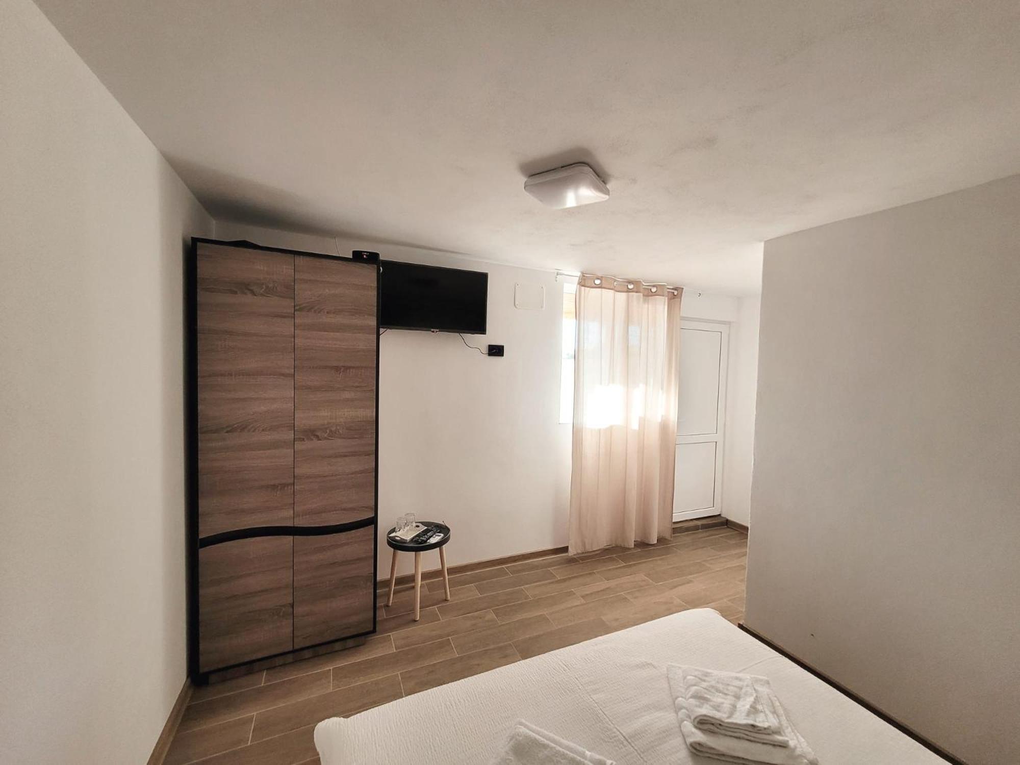 Cabana Varad Coronini Moldova Veche Εξωτερικό φωτογραφία